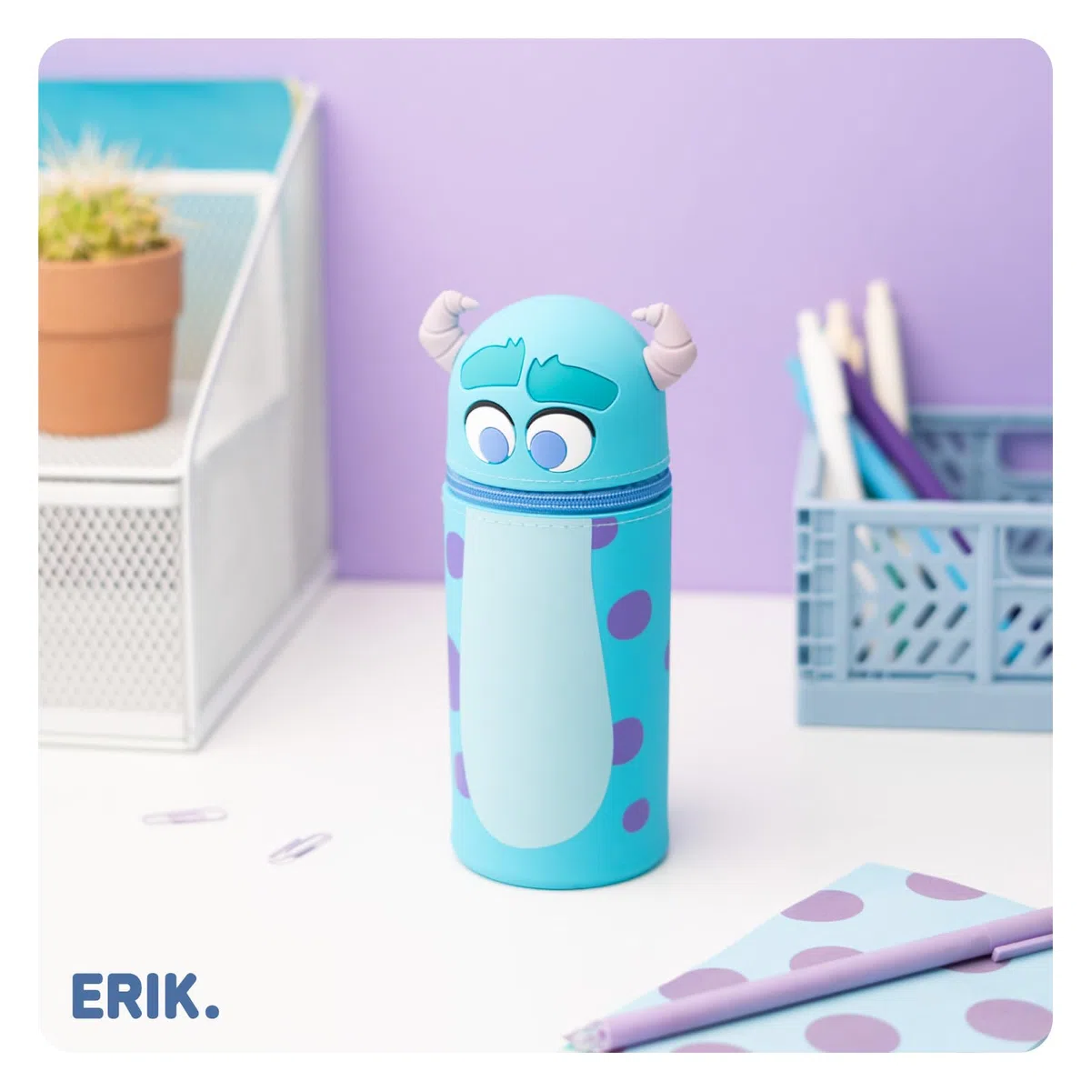 Grupo Erik Astuccio Monsters & Co. 3D - Astuccio Scuola Piccolo in Morbido Silicone, Portapenne da Scrivania 2 in 1 | Back to School: Cancelleria Bambino e Bambina Disney, Sulley (7 x 18 cm)